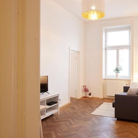 Self-Check-In & Perfect Metro Connection I Apartman Bécs Kültér fotó